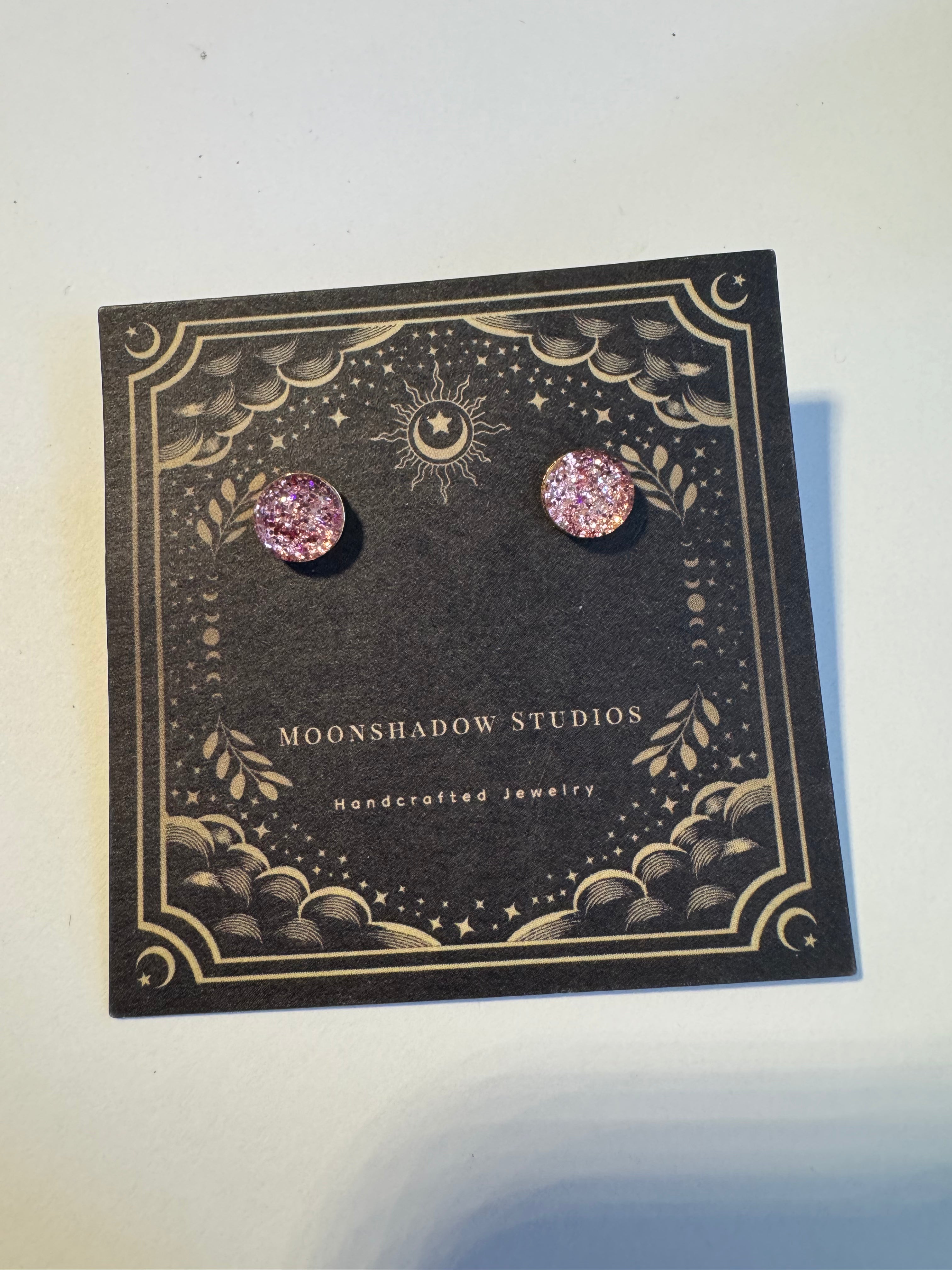 Pink sparkle post